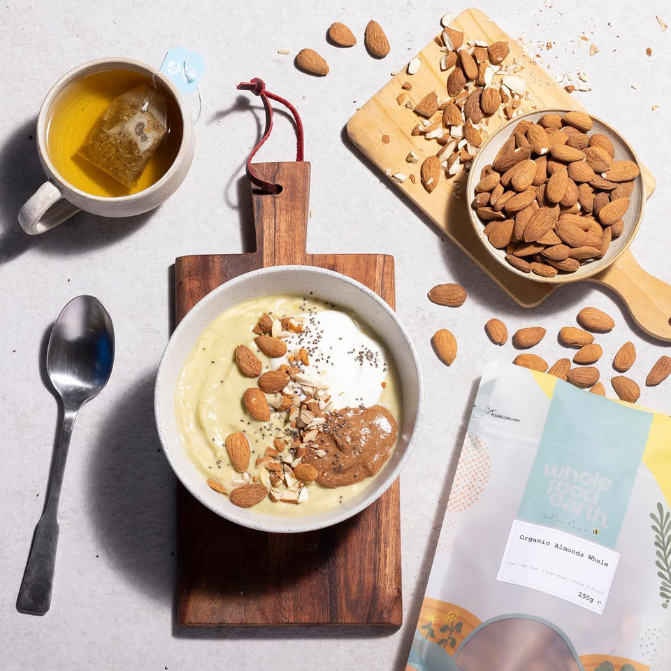 Wholefood Earth Organic Almonds Whole  250g | Raw | GMO Free | Vegan | High Fibre | Source of Protein | Certified Organic