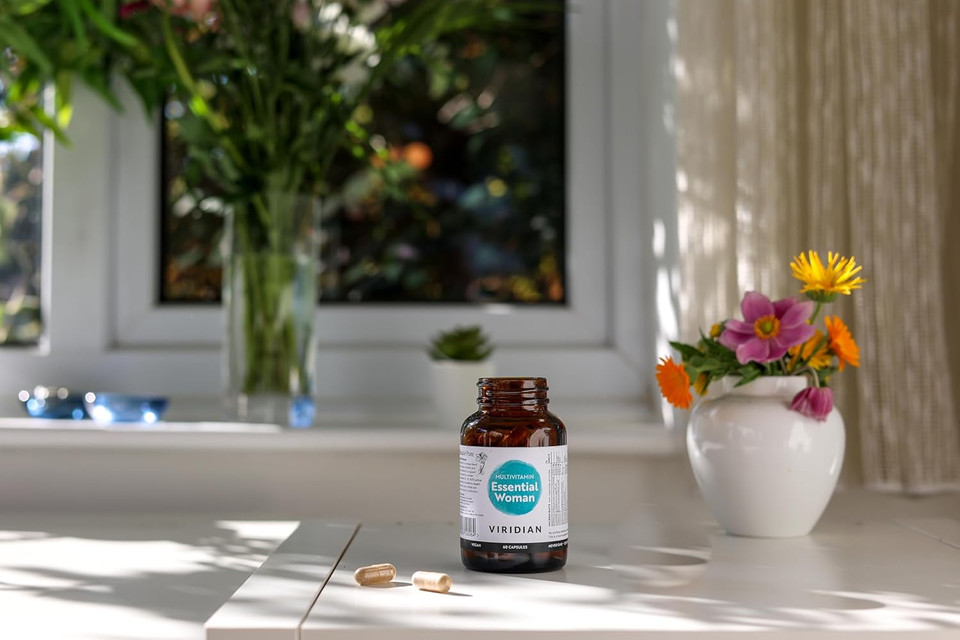 Viridian - Essential Woman Multivitamin - 60 Veg Caps | Bioavailable Nutrients & Botanical Extracts | Energy & Vitality, Tiredness & Fatigue, Skin & Hair | Nutritionist Formulated Viridian - Essential Woman Multivitamin - 60 Veg Caps | Bioavailable Nutrients & Botanical Extracts | Energy & Vitality, Tiredness & Fatigue, Skin & Hair | Nutritionist Formulated