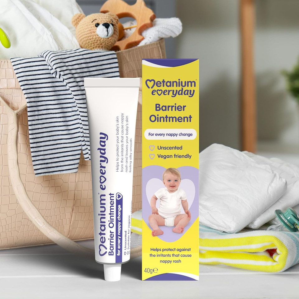 Metanium Everyday Barrier Ointment, Protection From Irritants, For Everyday Nappy Change, Fragrance Free, Lanolin Free 40 g
