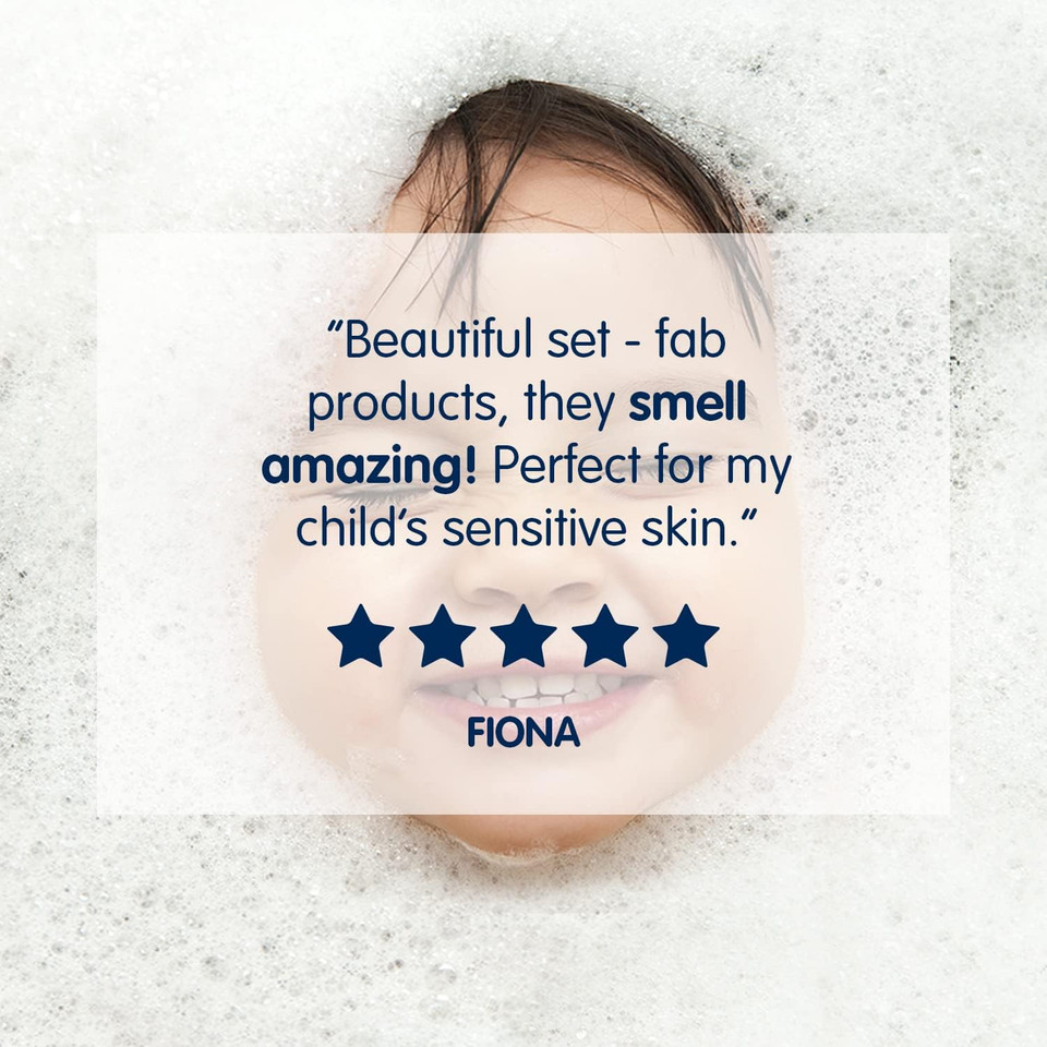 Childs Farm | Kids Unicorn Luxury Wash Bag Gift | Organic Tangerine Bubble Bath 250ml & Blackberry & Organic Apple Hair & Body Wash 250ml | Suitable for Dry, Sensitive & Eczema-prone Skin