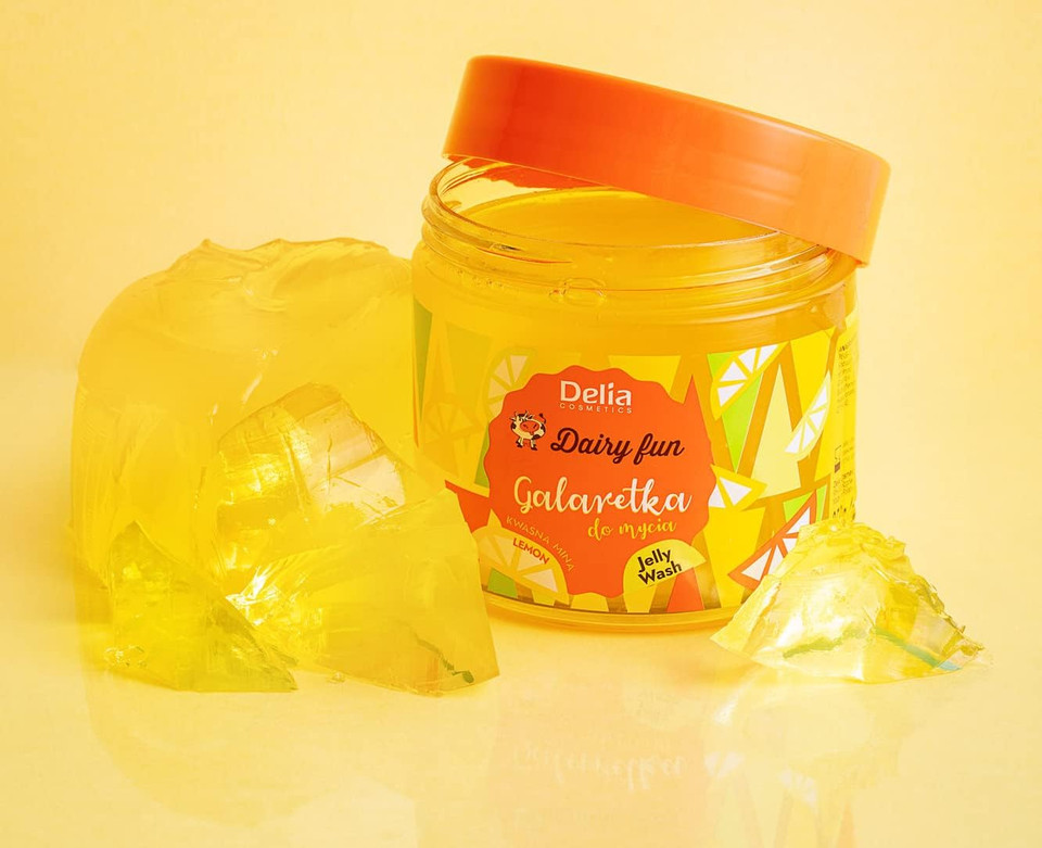 Delia Cosmetics - Dairy Fun - Lemon Jelly for Body Wash - Cleans and Refreshes - Scented and Smooth Skin - Intense Tropical Lemon Fragrance - Natural Extracts - 350 g