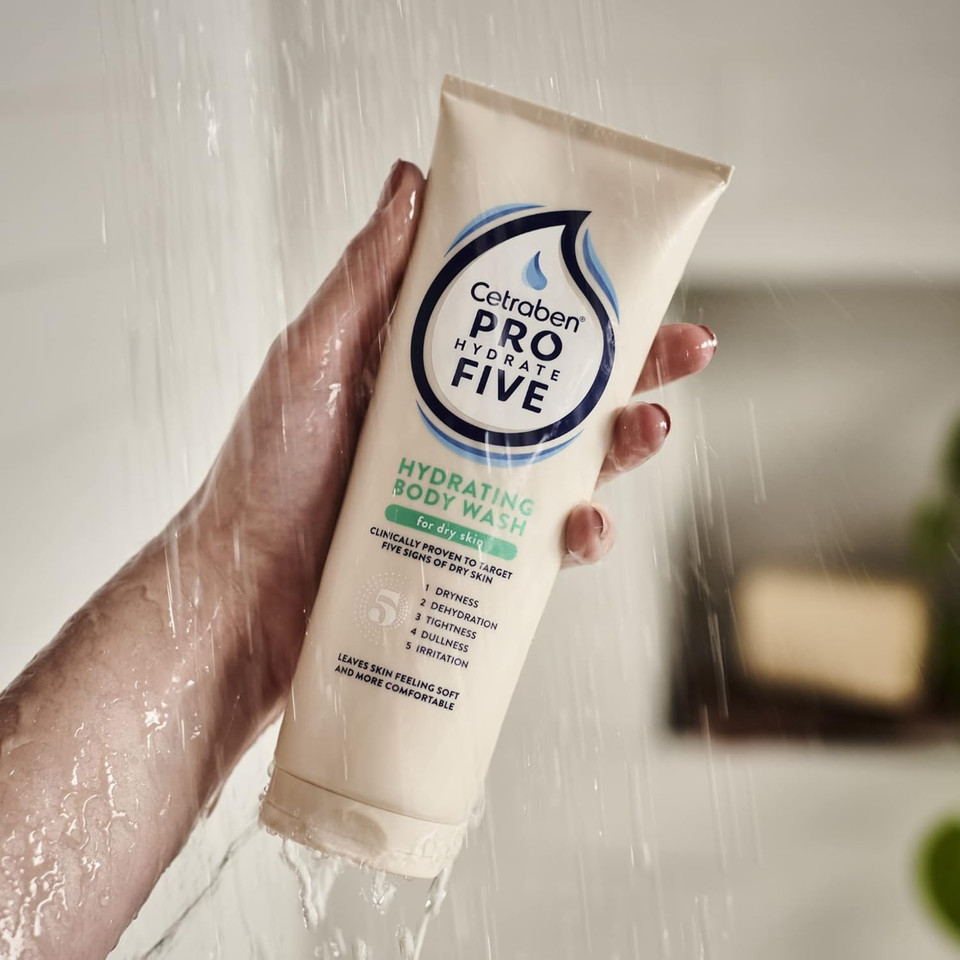 Cetraben Pro Hydrate Five Daily Body Wash 250 ml with Ceramides and Vitamin B5, Perfect for Dry Skin, Vegan Friendly, Cruelty Free