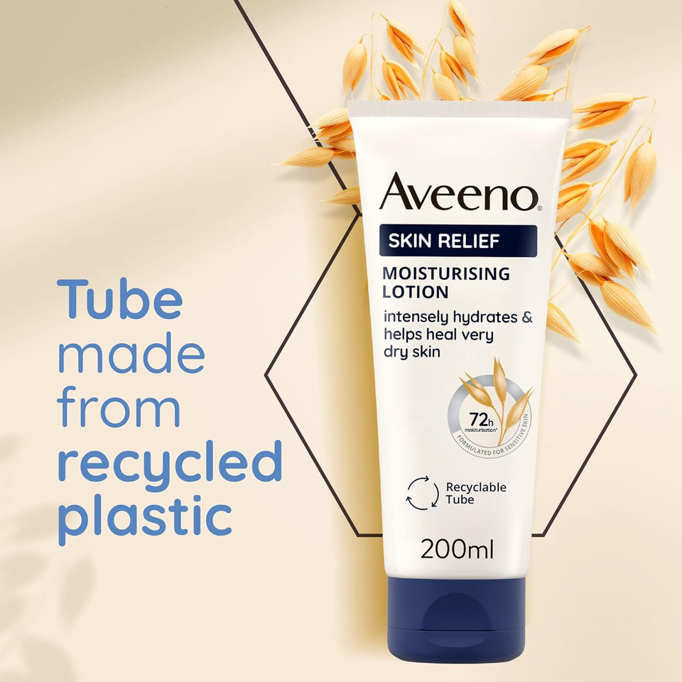 Aveeno Skin Relief Moisturising Lotion (2x 300ml), For Very Dry and Irritable Skin with Shea Butter and Prebiotic Oatmeal, Soothing From Day 1