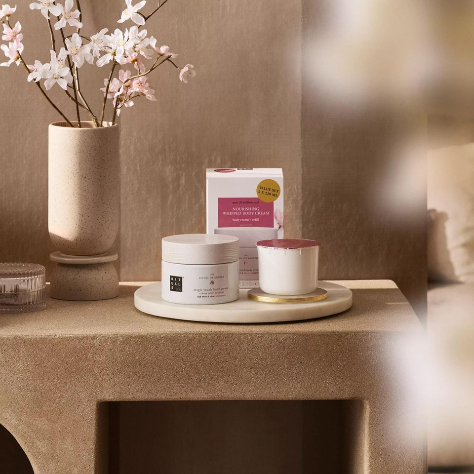 RITUALS Body Cream + Refill The Ritual of Jing Gift Set - Moisturising Body Cream with Lotus Flower and Jujube - Soothing Properties, 220ml + 220ml