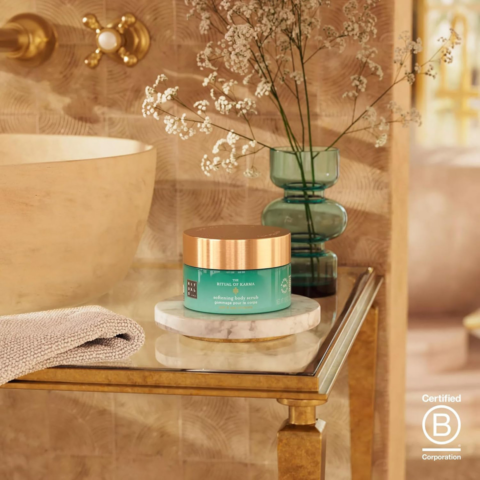 RITUALS Body Scrub The Ritual of Hammam - Body Salt Scrub Made with Coarse Sea Salt and Eucalyptus Oil - Made from 94% Natural Origin Ingredients - 300g