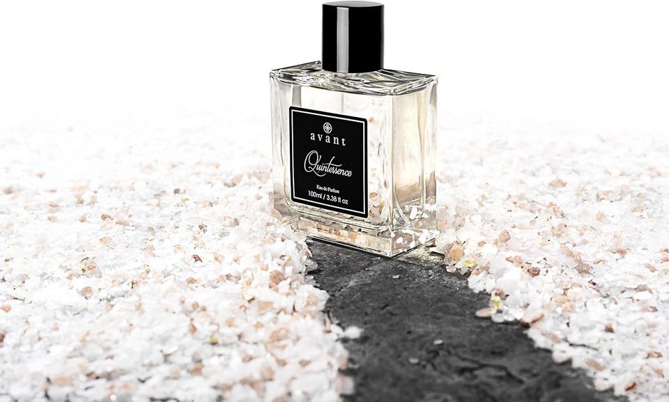 Avant Quintessence Eau de Parfum 1x100mL A Fragrance to Share Unisex - Homme & Femme - Pour Lui, Pour Elle Notes of Mandarin, Jasmine, Patchouly, Vanilla, Praline & White Musk