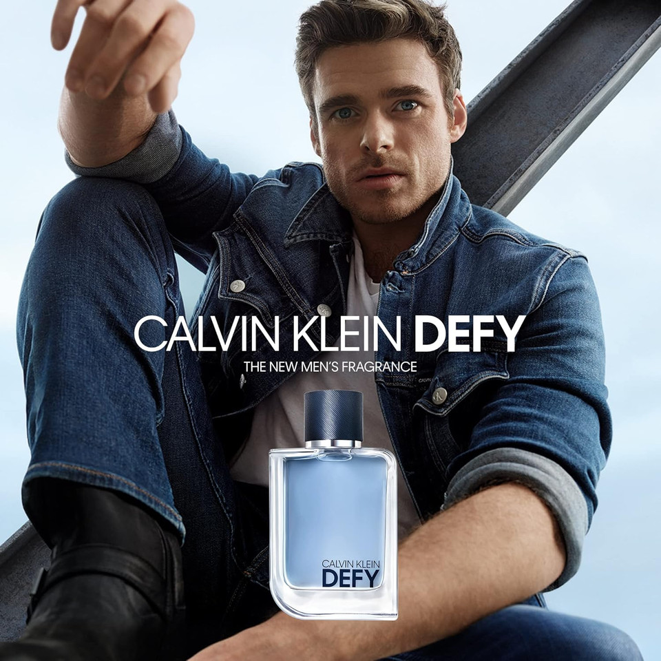 CALVIN KLEIN Defy - Eau de Toilette for Men - Woody Fragrance with Notes of Bergamot, Lavender Absolute and Vetiver Oil - Medium Longevity - 50ml
