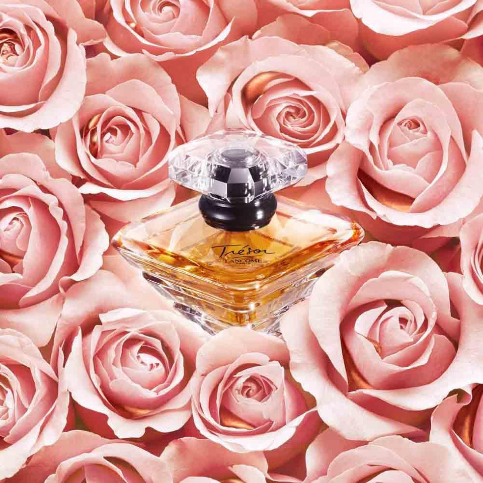 Lancôme Trésor Eau de Parfum  Elegant & Romantic Womens Fragrance with Rose, Lilac, Peach & Apricot Blossom Notes, Long-Lasting Scent (100 ml)