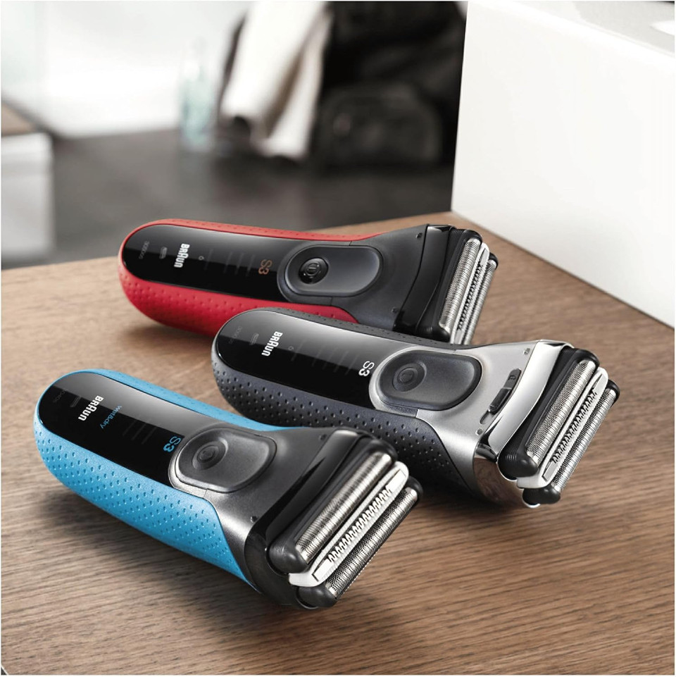 Braun Series 3 ProSkin Electric Shaver, Electric Razor for Men With Pop Up Precision Trimmer, Cordless, Wet and Dry, Close Shave, Gifts For Men, UK 2 Pin Plug, 3020s, Black Razor