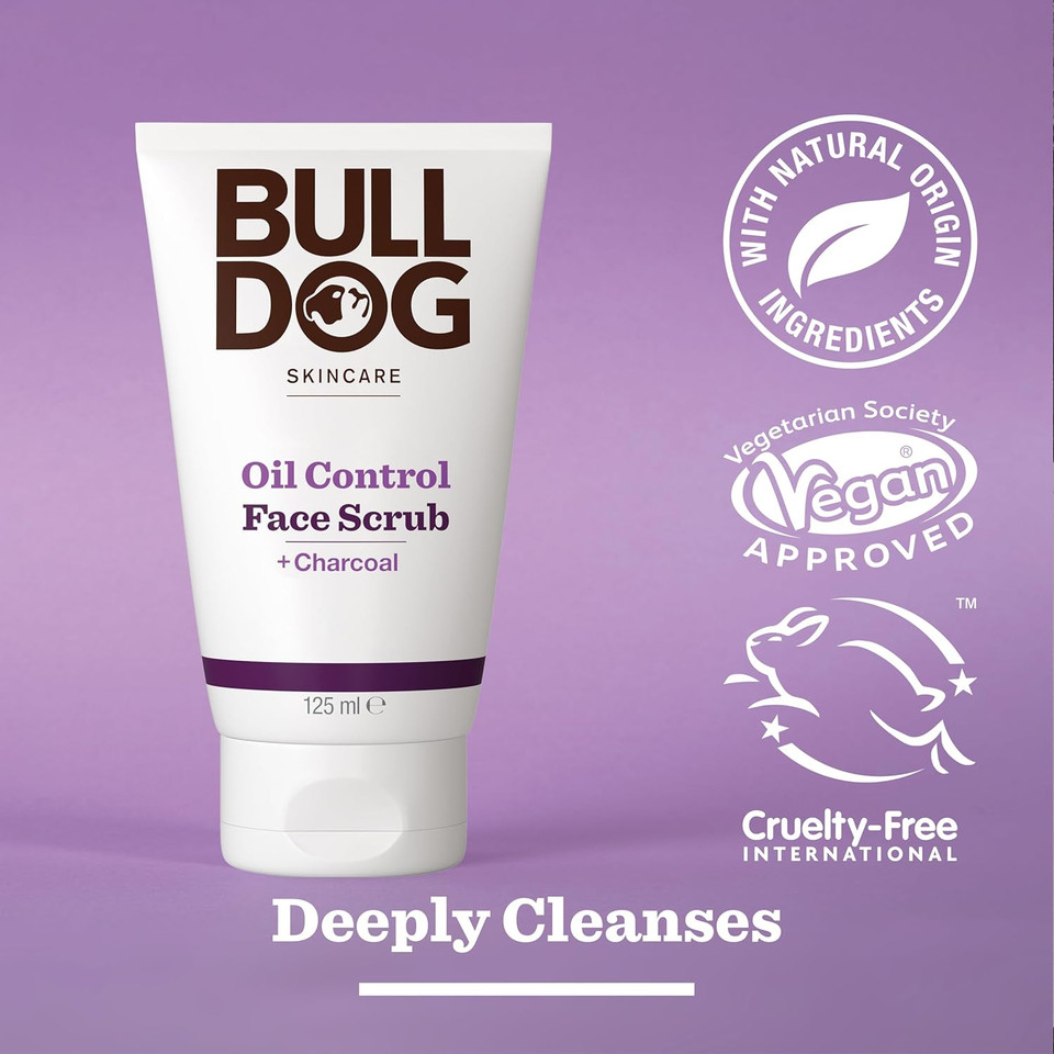 BULLDOG SKINCARE - Oil Control Face Scrub For Men | Exfoliating Charcoal Scrub | 125 ml