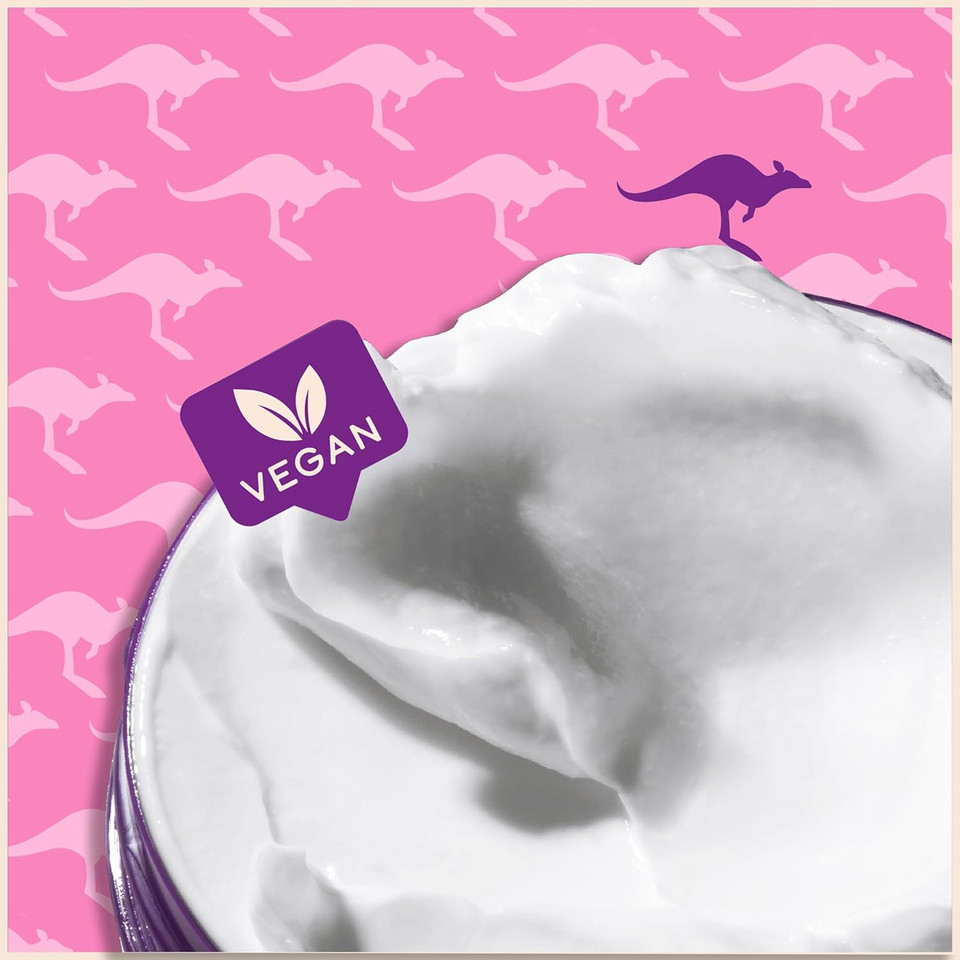 Aussie Reconstructor Hair Mask 500ml to Revive and Moisturise Dry and Damaged Hair, Leaving it Smooth and Soft, Infused with Australian Macadamia Nut Oil, Vegan and Cruelty-Free