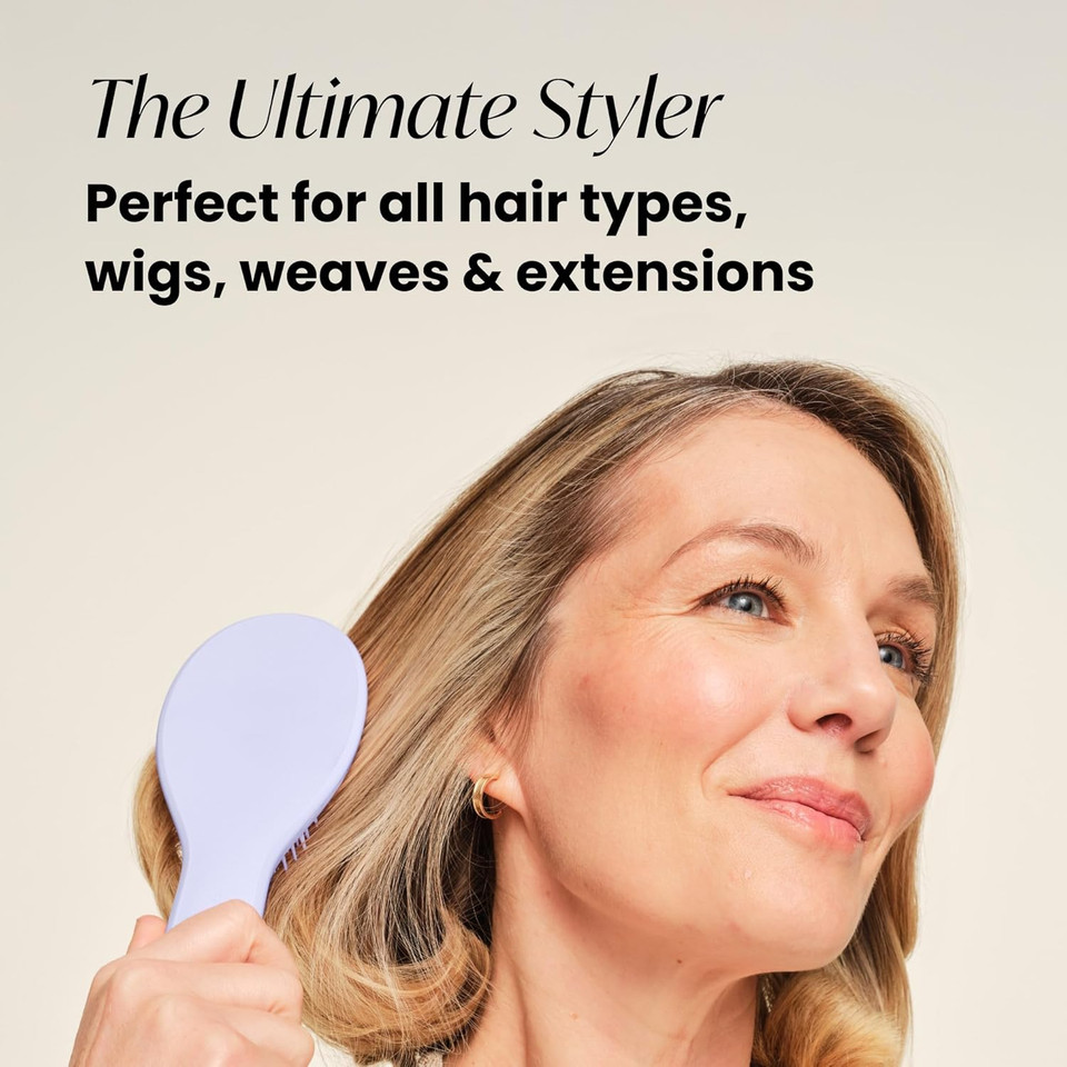 Tangle Teezer | The Ultimate Styler Hairbrush | Maintains & Blends Wigs, Weaves, Extensions & Clip-Ins | Finishing Brush for Adding Volume, Texture, Shine & Brushing Out Curls | Jet Black Tangle Teezer | The Ultimate Styler Hairbrush | Maintains & Blends Wigs, Weaves, Extensions & Clip-Ins | Finishing Brush for Adding Volume, Texture, Shine & Brushing Out Curls | Jet Black