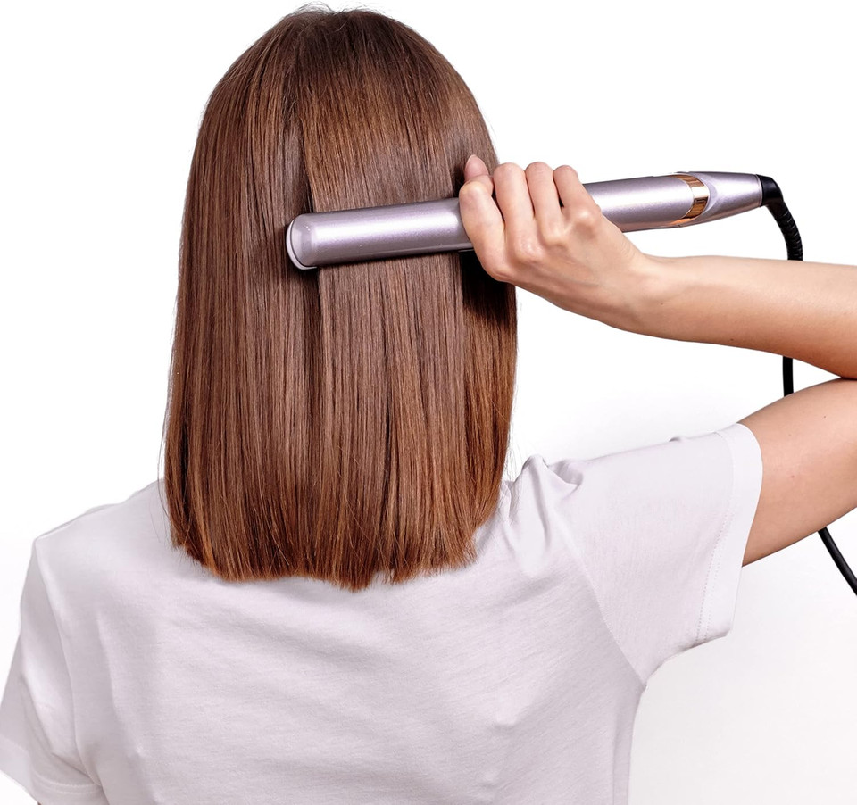 BaByliss Shimmer Hair Straighteners - Ceramic Plates for Smooth Styling, Multi-voltage Worldwide use, Ultra-fast 15 Second Heat Up, 3 Heat Settings Up To 235°C, 2598BU BaByliss Shimmer Hair Straighteners - Ceramic Plates for Smooth Styling, Multi-voltage Worldwide use, Ultra-fast 15 Second Heat Up, 3 Heat Settings Up To 235°C, 2598BU