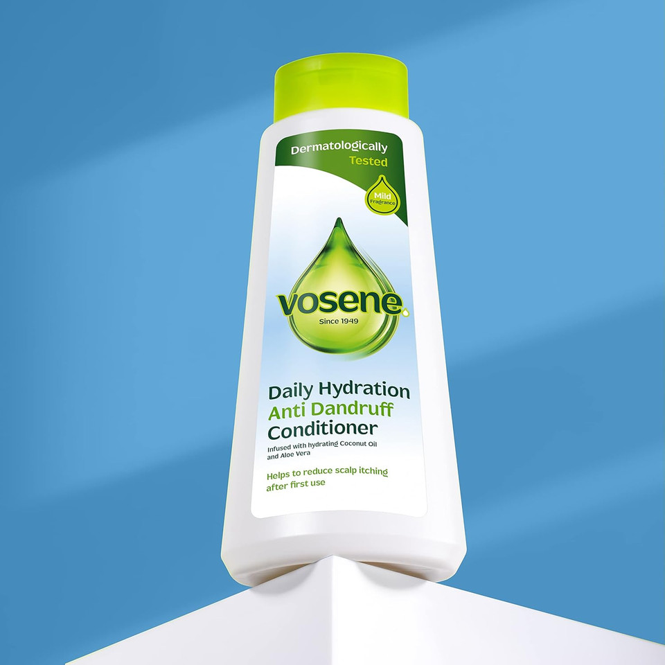Vosene Daily Anti Dandruff Hydation Conditioner with Coconut Oil and Aloe Vera. 500ml