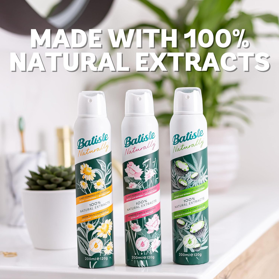 Batiste Naturally Green Tea & Chamomile 200ml, No Rinse Spray to Refresh Hair in Between Washes, with 100% Natural Extracts