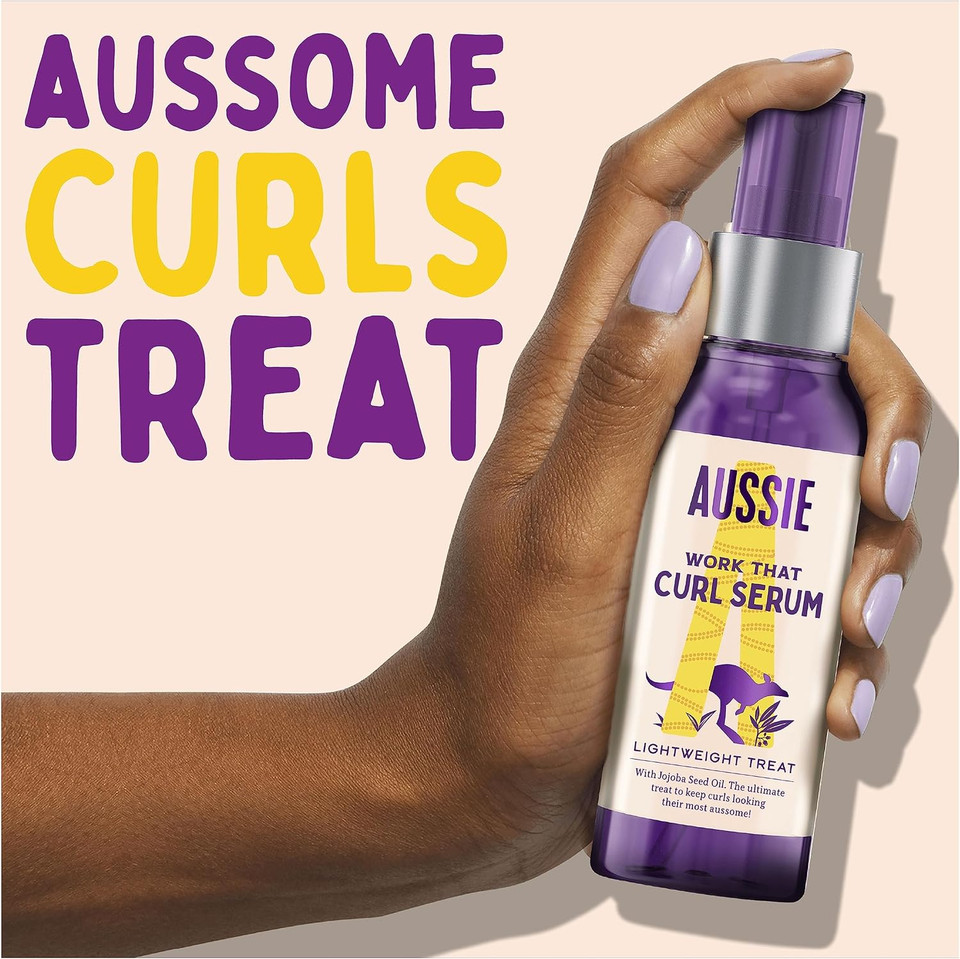 Aussie Work That Curl Lightweight Oil 100ml. Multi-Tasking Hair Serum to Boost Shine, Moisturise and Nourish Curly Hair. Infused with Jojoba Seed Oil. Vegan and Cruelty-Free