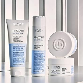 Revlon Professional Hydration Moisture Micellar Shampoo, Normal & Dry Hair Treatment to Moisturise, Control Frizz & Detangle (250ml) Unisex