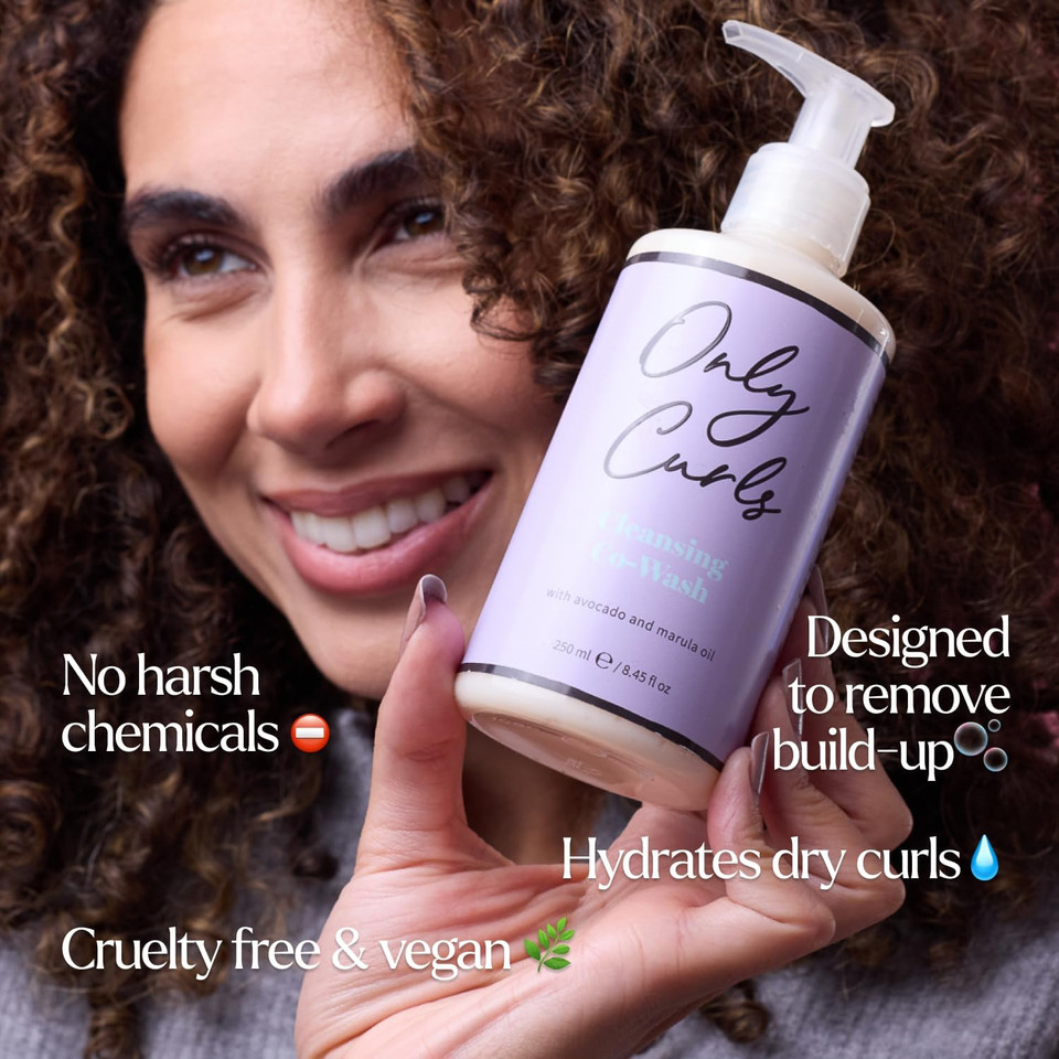 Only Curls Cleansing Co-Wash, 250ml, 2 in 1 Shampoo & Conditioner, Sulphate-Free, Gentle Formula, Nourishing, Hydrating & Detangling, Conditioning & Cleansing, Cruelty Free, For All Curly Hair Types