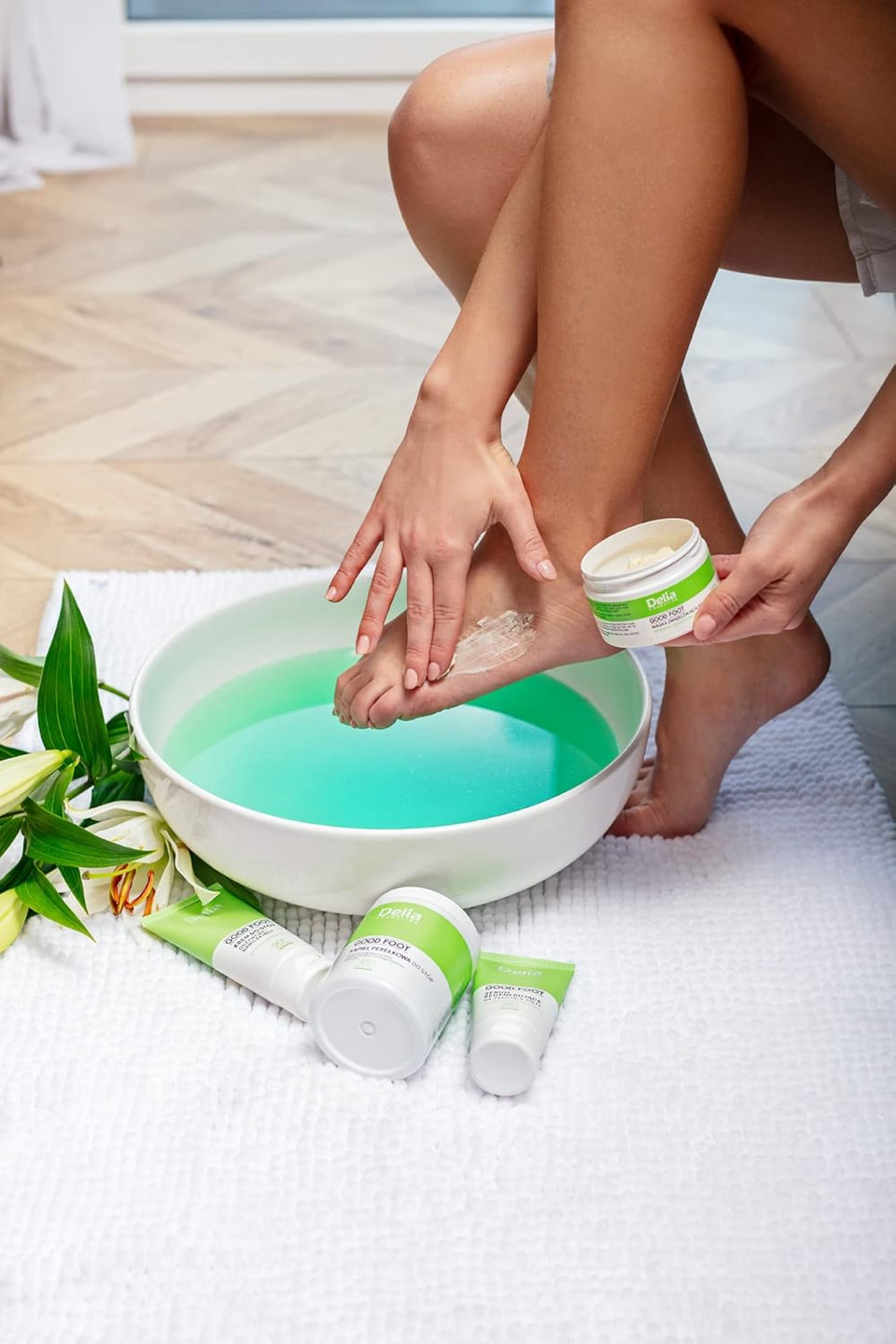 Delia Cosmetics - Good Foot - Softening Foot Mask - Moisturizes, Smoothes and Tones - Protects Against Dryness Forget About Dry and Rough Skin  Vegan Formula - 90ml