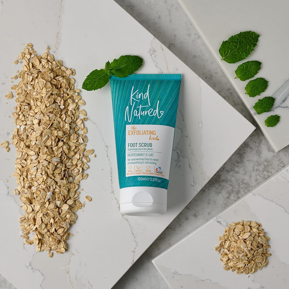 KIND NATURED Peppermint & Oat Exfoliating Foot Scrub 150ml