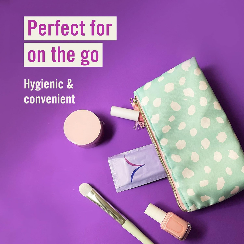 VAGISIL Soothing Oatmeal Intimate Wipes to soothe itch & irritation, Contains Tea Tree Oil, Gentle Enough For Daily Use,12 individually wrapped Wipes