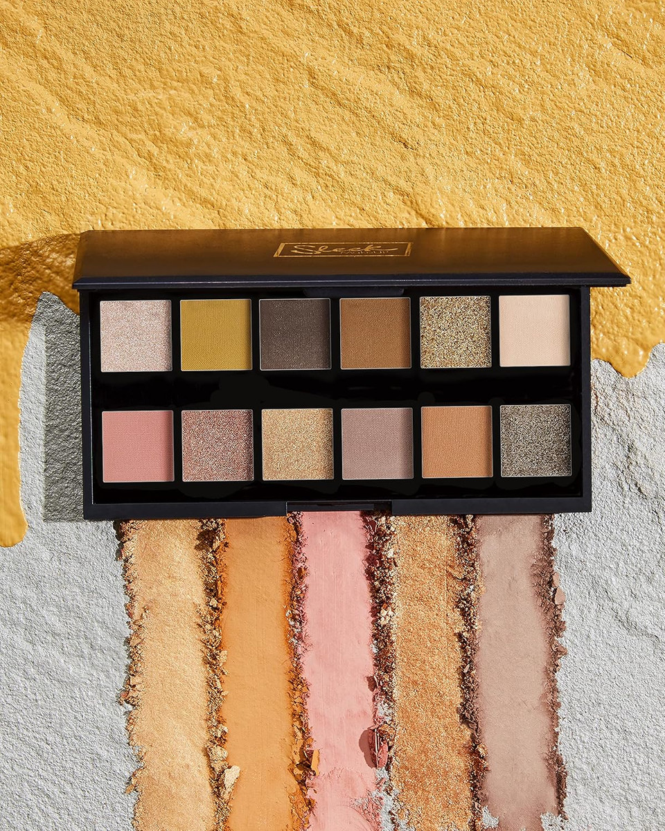 Sleek MakeUP i-Divine Eyeshadow Palette, 12 Shades in a Mix of Matte, Shimmer, Foil and Due-Chrome, Blendable and Highly Pigmented, Level Up