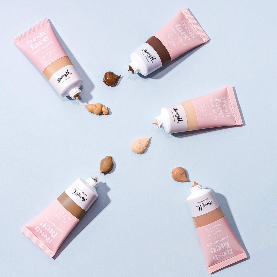 Barry M Cosmetics Fresh Face Lightweight Liquid Foundation Infused With Hyaluronic Acid And Vitamin C, Shade 1