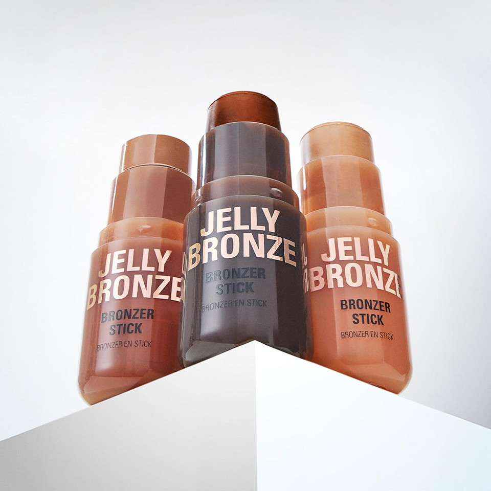 Revolution Jelly Bronzer Tint, Bronzing Makeup for a Sun-Kissed Glow to Cheeks, Vegan & Cruelty-Free, Medium Sunset, 8g