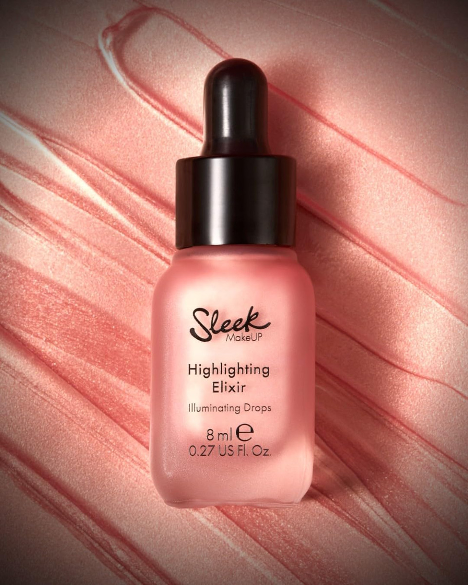 Sleek MakeUP Highlighting Elixir, Liquid Highlighter Illuminating Drops for a Radiant Glow, SUN.LIT, 8ml Sleek MakeUP Highlighting Elixir, Liquid Highlighter Illuminating Drops for a Radiant Glow, SUN.LIT, 8ml