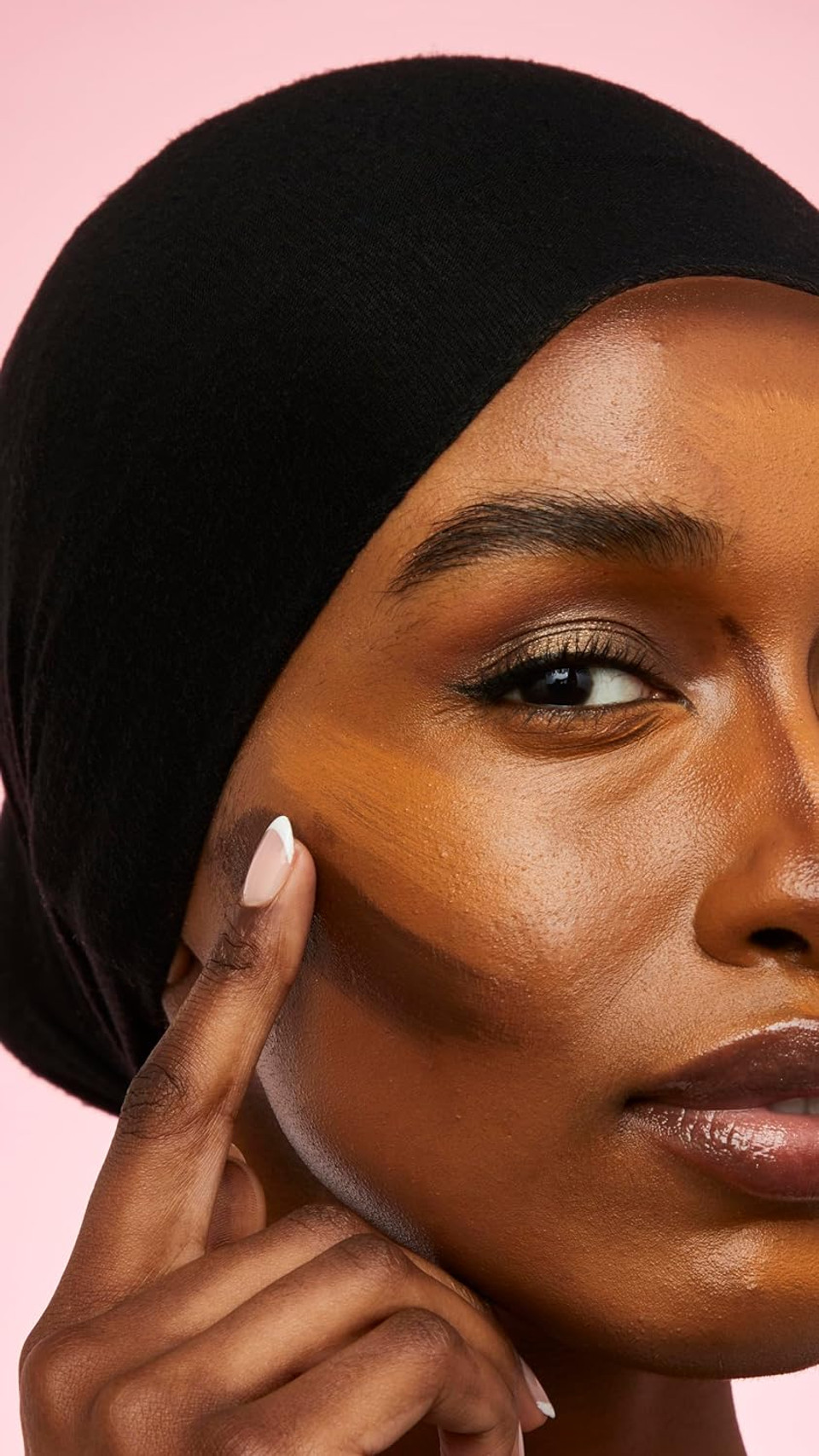 Sleek MakeUP Cream Contour Kit, 6 Easily Blendable Colours for Smooth and Long Lasting Contour, Medium