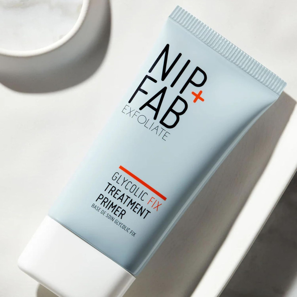 Nip+Fab Glycolic Fix Treatment Primer 40 ml, All-Day Skin Perfecting & Blemish Treatment Primer with 1% Glycolic & 0.5% Salicylic Acids, 2% Niacinamide For Oily, Blemish-Prone Skin