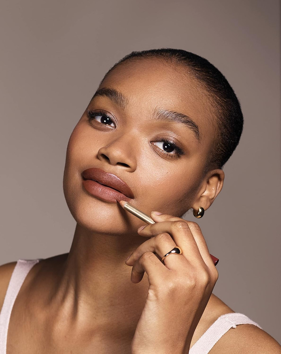 Max Factor Colour Elixir Lip Liner 70 Deep Berry Lip Liner for Ideally Defined Lips with Smooth Texture and Matte Finish Extends Lasting Lipstick 5g