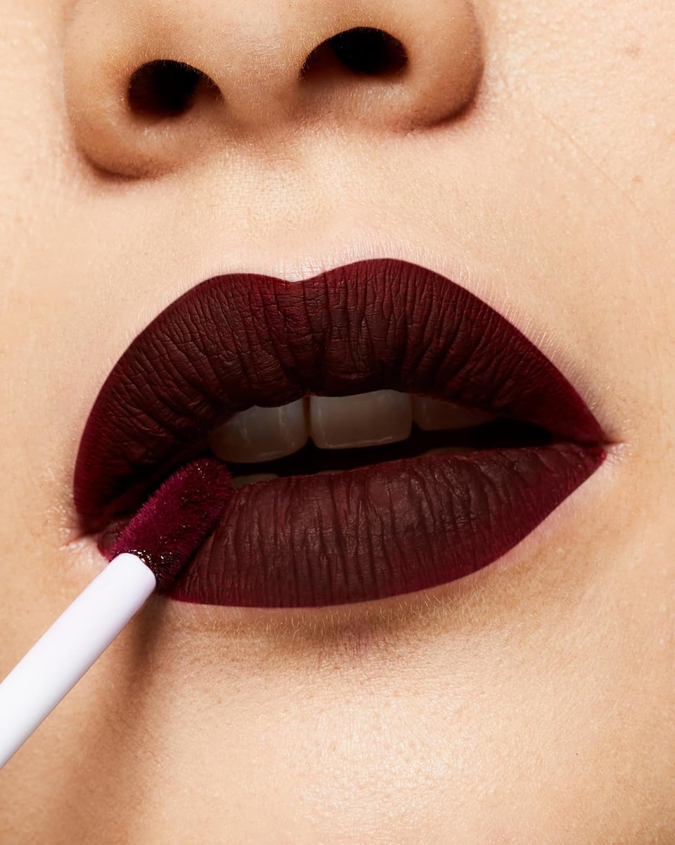 Sleek MakeUP Matte Me XXL Liquid Lipstick, High Impact Colour, Longlasting and Transfer Proof, Peaches n Cream, 5ml