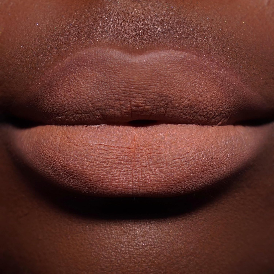 Revolution, Air Blur Matte Liquid Lipstick, Long-Lasting Lip Colour, Face Makeup, Vegan & Cruelty-Free, Siren Brown Nude, 3.5ml