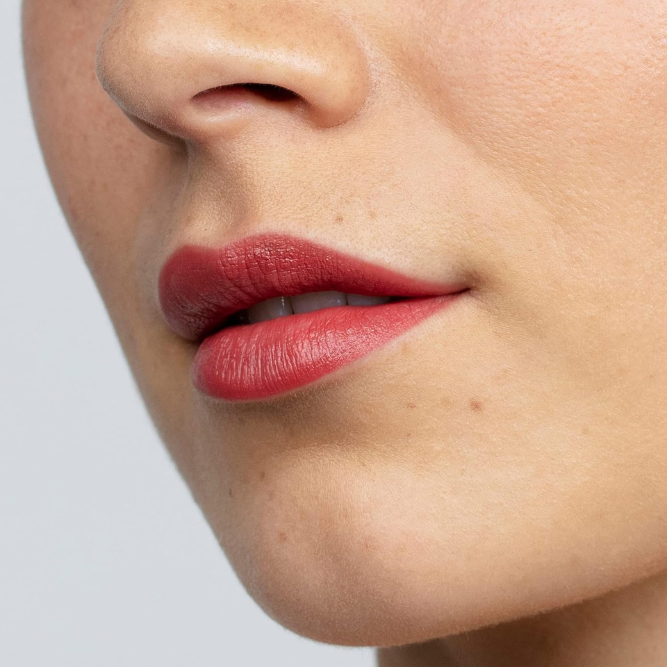 Antipodes Lipstick, 100% Natural, Cruelty-Free & Vegetarian 4g Antipodes Lipstick, 100% Natural, Cruelty-Free & Vegetarian 4g
