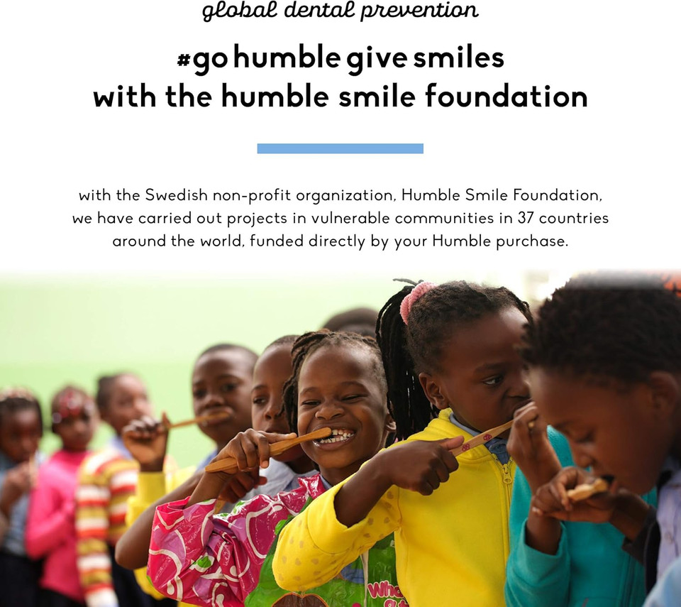 THE HUMBLE CO. - Adult Black Toothbrush - Sensitive Bristles - Developed by Dentists - Plant-Based Materials - 100% Recyclable for Eco-Friendly Oral Care - 1 Pack with 2 Toothbrushes