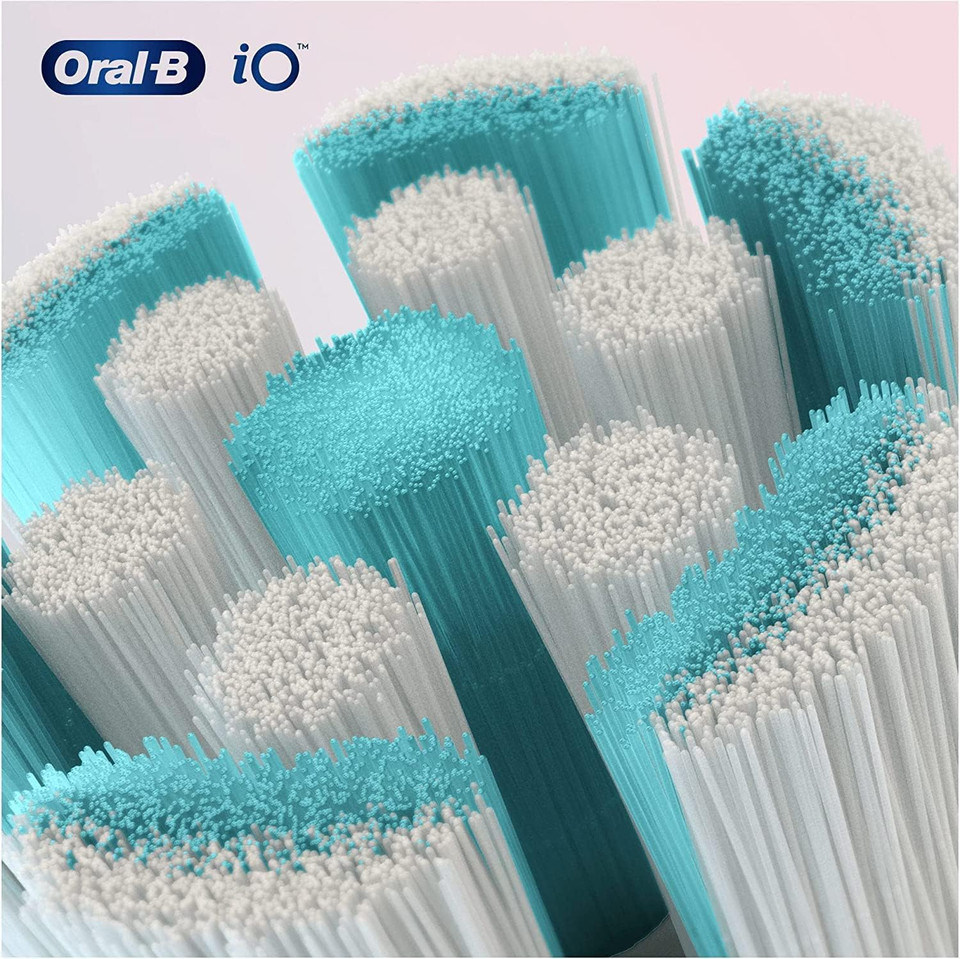 Oral-B iO Ultimate Clean Electric Toothbrush Head, Twisted & Angled Bristles for Deeper Plaque Removal, Pack of 2 Toothbrush Heads, Black