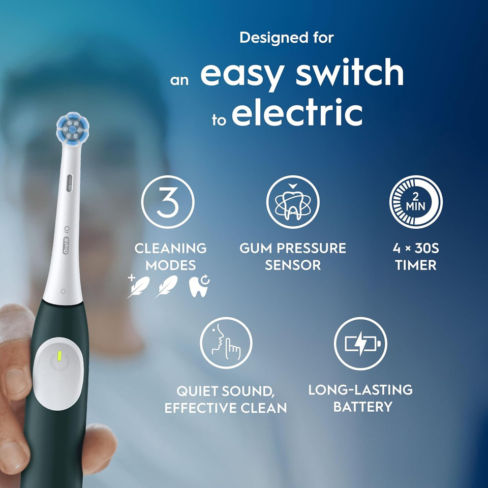 Oral-B Pro 3 Electric Toothbrush For Adults, 1 Cross Action Toothbrush Head & Mondrian Travel Case, 3 Modes with Teeth Whitening, 2 Pin UK Plug, 3500