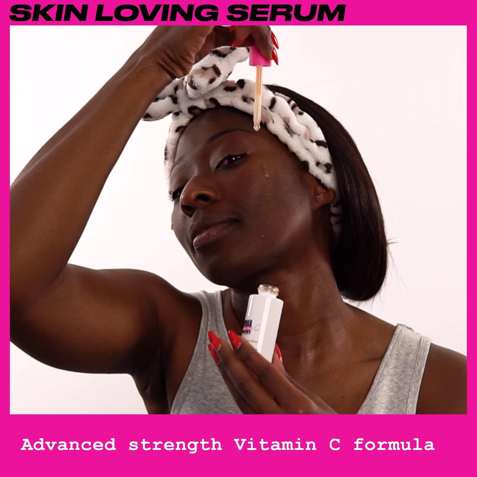 UOMA Vitamin C Serum by Sharon C. Supa Natural Glow (C20) Serum for Face with Hyaluronic Acid + Niacinamide + Vitamin E. Glow Boosting Face Moisturiser for Women & Men. Vegan Face Serum 30ml
