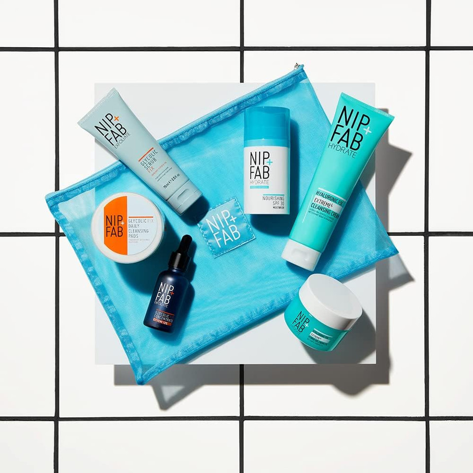 Nip + Fab Exfoliate & Hydrate Gift Set | Smooth Texture and Boost Glow with Glycolic acid | Glycolic Scrub, Concentrate, Pads | Hyaluronic Cream