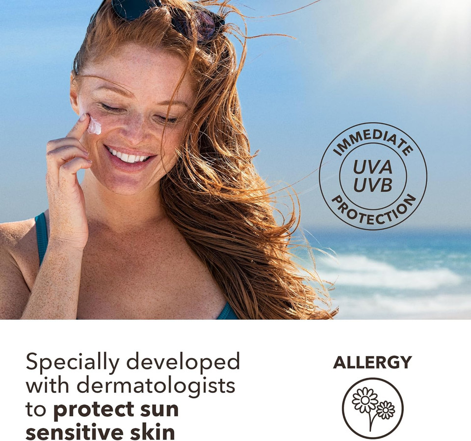 Piz Buin Allergy Lotion SPF 30 (400ml), Nourishing Sunscreen to Protect Sensitive Skin, Moisturising Lotion for Hours of UVA/UVB Protection, Sweat & Water Resistant, Protects Sensitive Skin