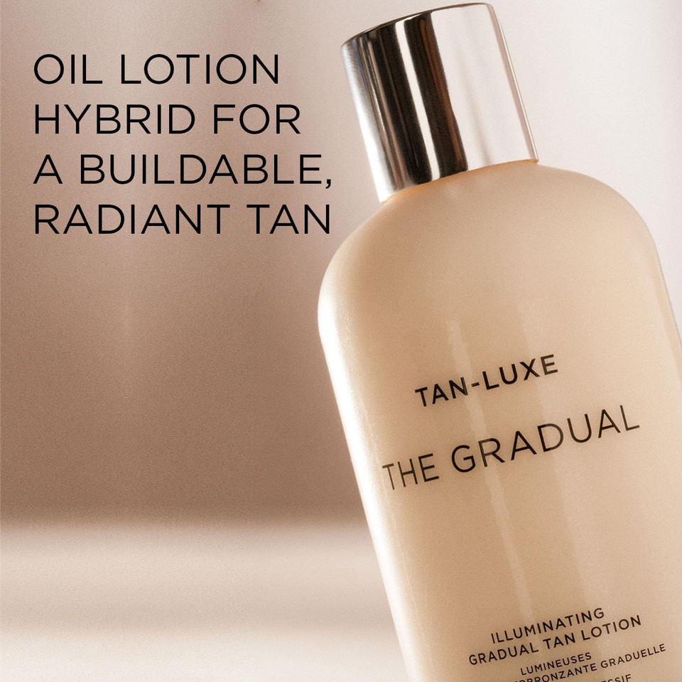TAN-LUXE THE GRADUAL Illuminating Self Tan Lotion (250 ml) Self Tanning Skin Care with Gradual Glow, Cruelty Free & Vegan