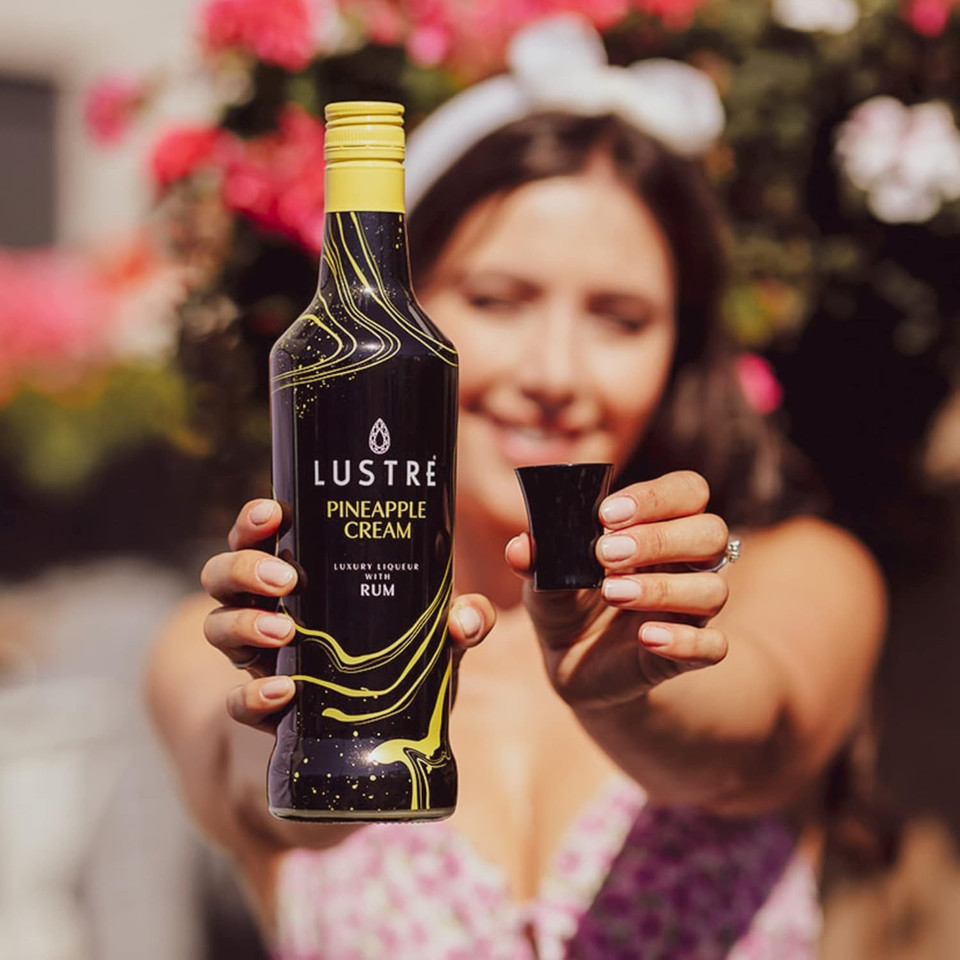 LUSTRE Vegan Cream Liqueur | Pineapple Rum Cream | Luxury Liqueur | Pineapple Rum | Shots | 15% ABV | Lactose Free, Dairy Free | Perfect for Parties, Birthday Gift, Cocktail Ingredient