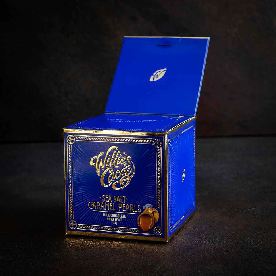 Willie's Cacao - Salted Caramel Chocolate Gift Box - Individually wrapped Pearls of Milk Chocolate filled with molten Sea Salt Caramel -150 g - Artisan Chocolate - 100% Natural