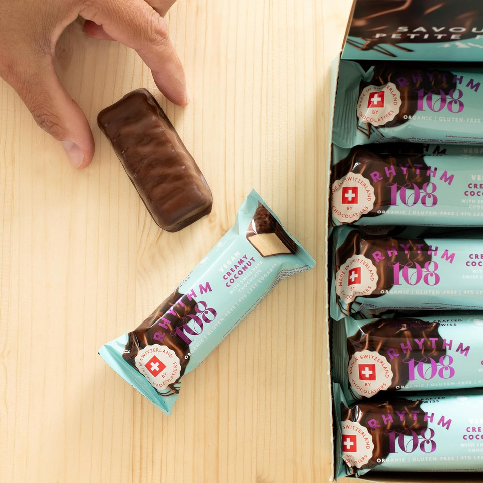 Rhythm 108 Swiss Vegan Creamy Coconut Bar with Dark Chocolate 15 x 33g