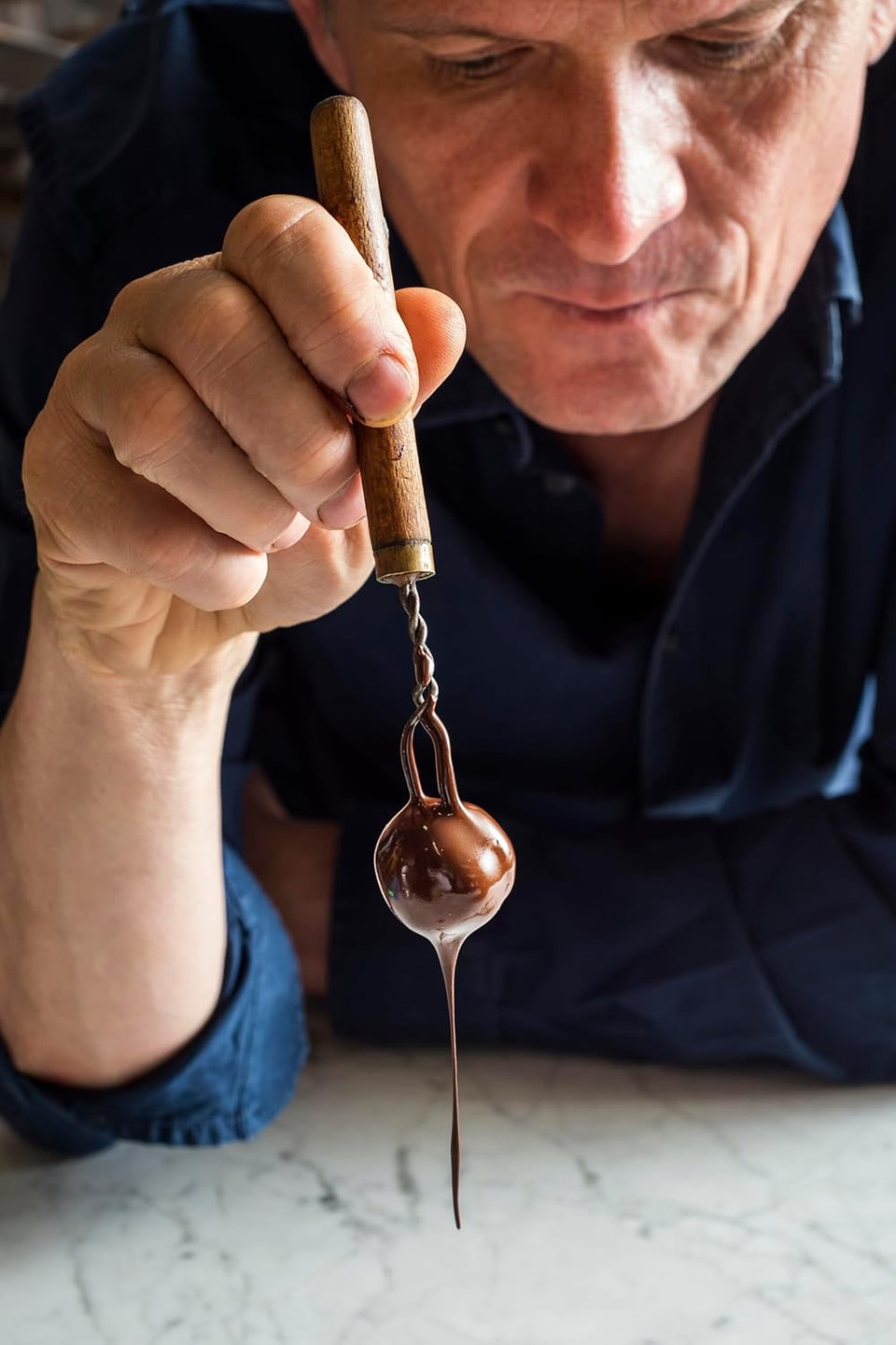 Willie's Cacao - Milk Chocolate Praline Truffles with Sea Salt - Small Box of Chocolates - 35g x 8 - Artisan Chocolate