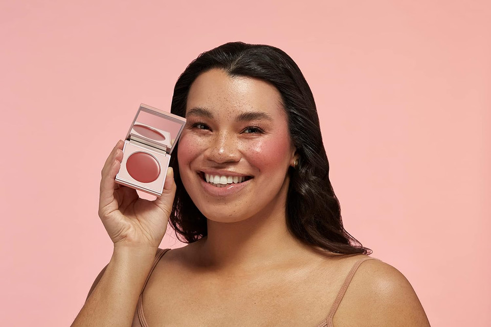 Sigma Beauty Cream Blush  Hydrating Cream Blush For Cheeks And Lips, Lightweight, Buildable Sheen Formula With Nourishing Ingredients (Nearly Wild, Pomegranate Pink Sheen)Nearly Wild