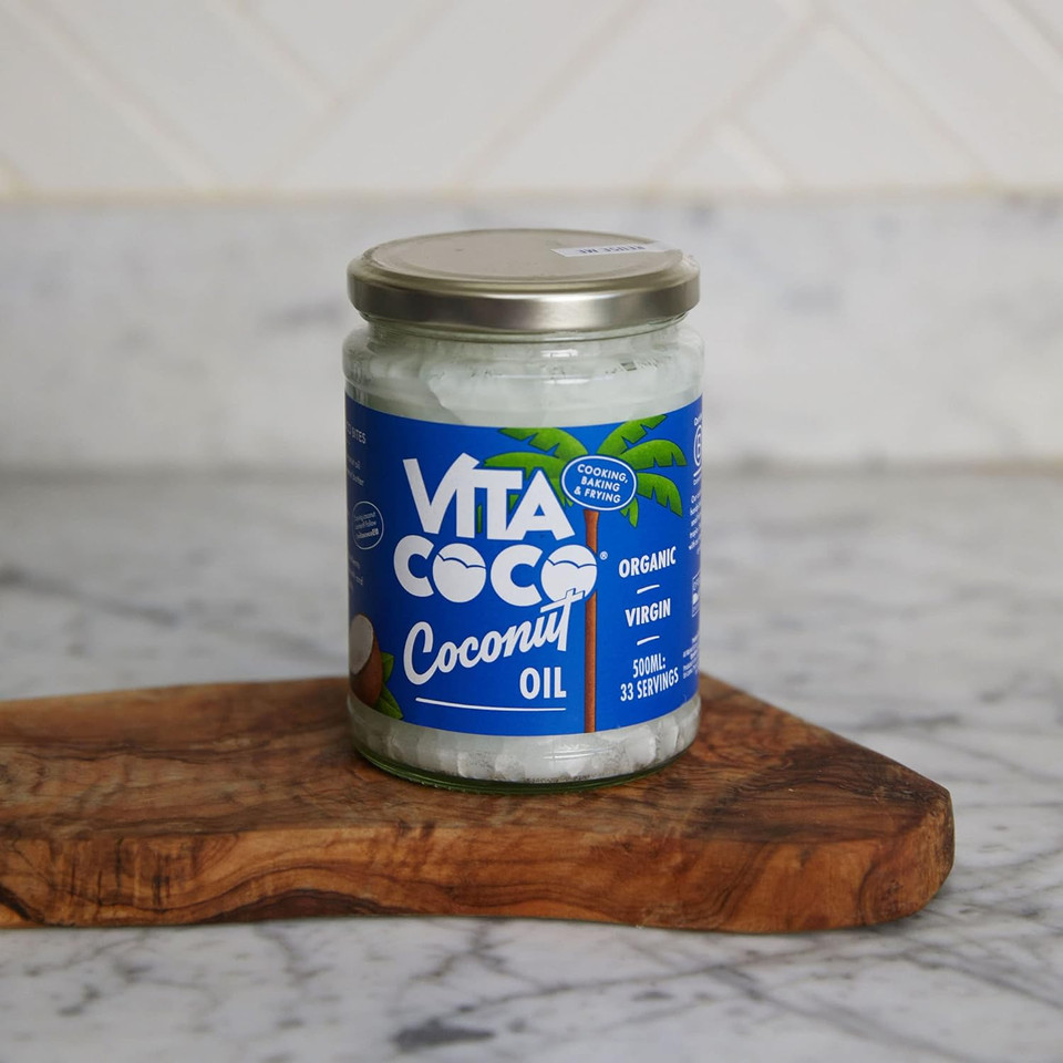 Vita Coco Organic Coconut Oil, Extra Virgin, Cold Pressed, Keto, Gluten Free, Use as Cooking Oil, Skin Moisturiser or Hair Shampoo, 500 ml (Pack of 1)