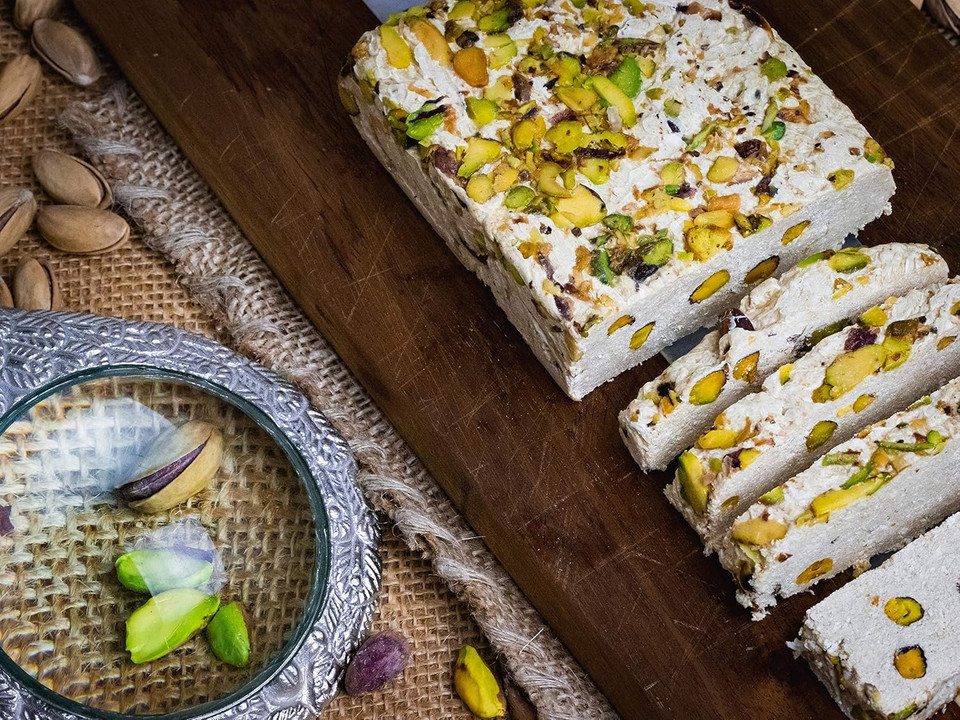 Ozerlat Real Tahin Helva - Pistachio  Halva Luxury Gourmet Artisan Dessert Sweets, Premium Quality Natural Ingredients, Vegan, Gluten Free (300g) Ozerlat Real Tahin Helva - Pistachio  Halva Luxury Gourmet Artisan Dessert Sweets, Premium Quality Natural Ingredients, Vegan, Gluten Free (300g)
