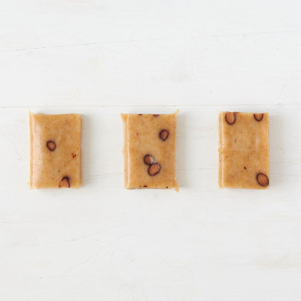 Clearspring Organic Japanese Brown Rice with Black SOYA Bean Mochi, 250g